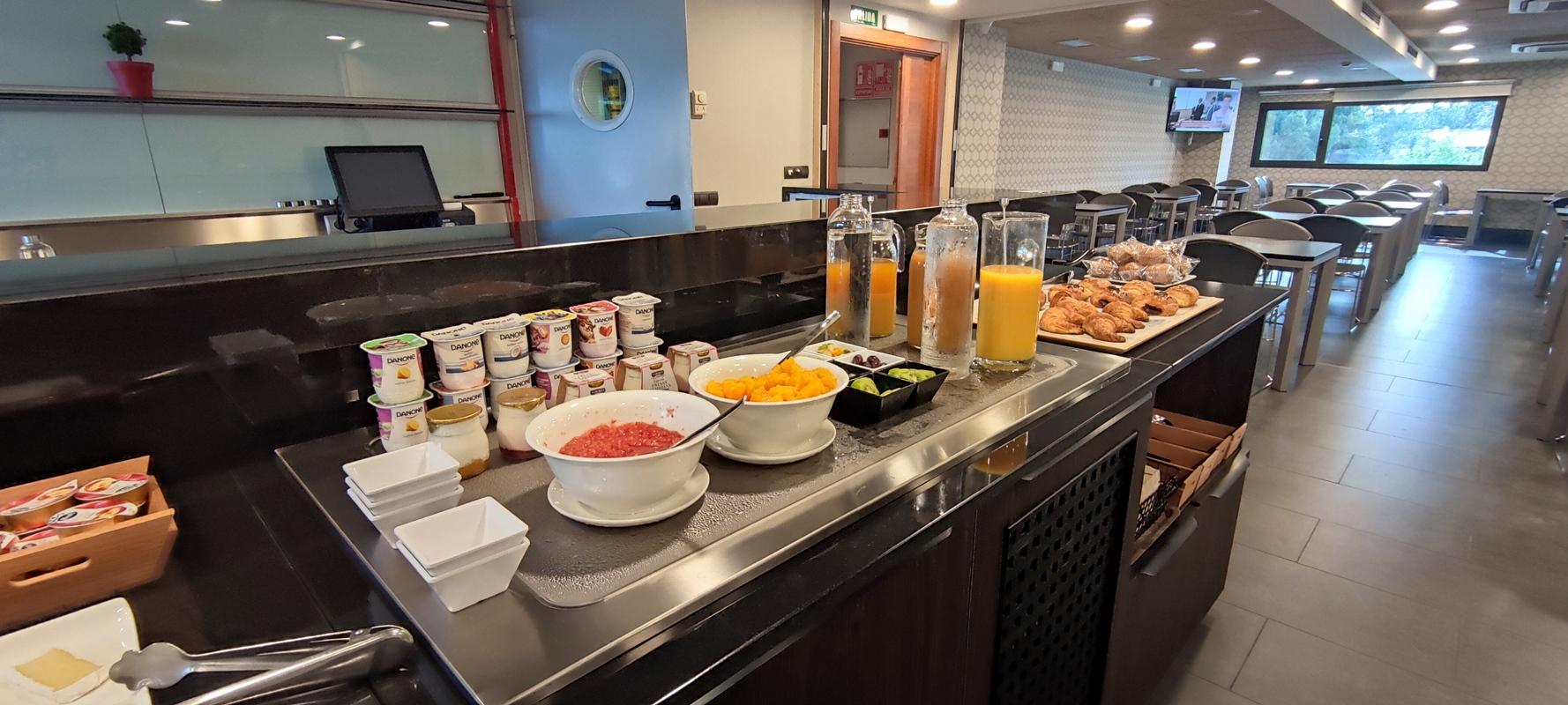 Hotel Apartamentos San Fermin Pamplona Eksteriør billede